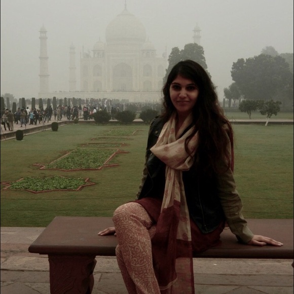 Meet Your Posher! - Picture 8 of 8